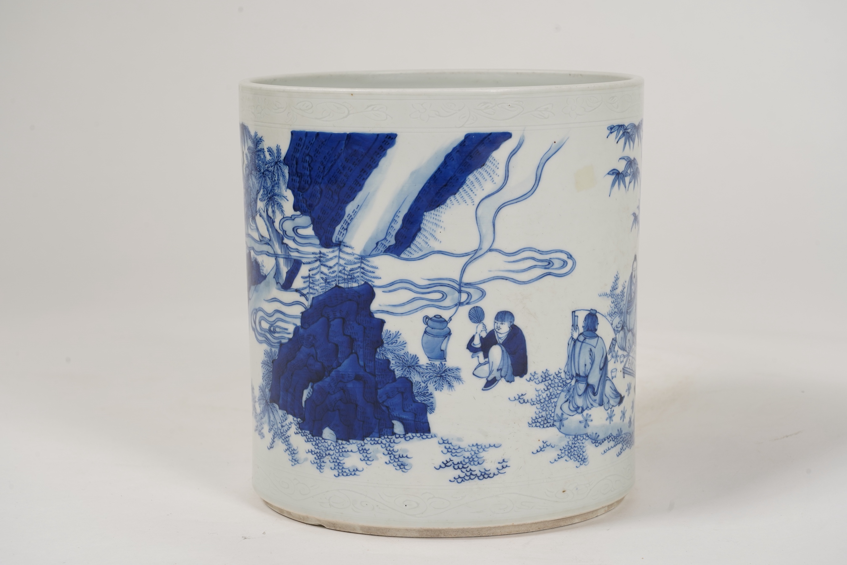 A Chinese blue and white brush pot, possibly Shunzhi period